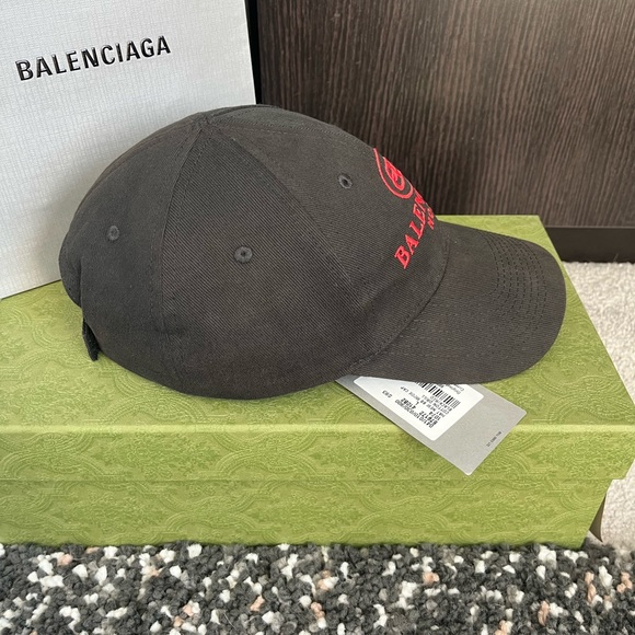 Balenciaga Hat- New- Retail $650 - Picture 4 of 7